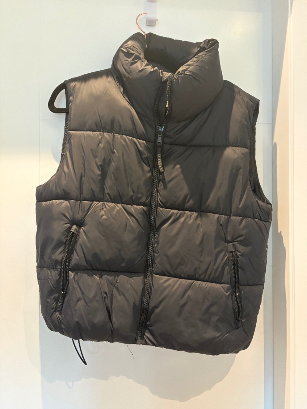 Old Navy puffer Vest Black size M Water resistant